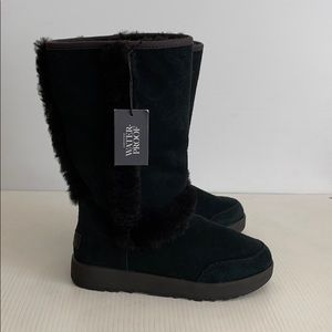UGG 1017511 Sundance Waterproof Boot Black 7US